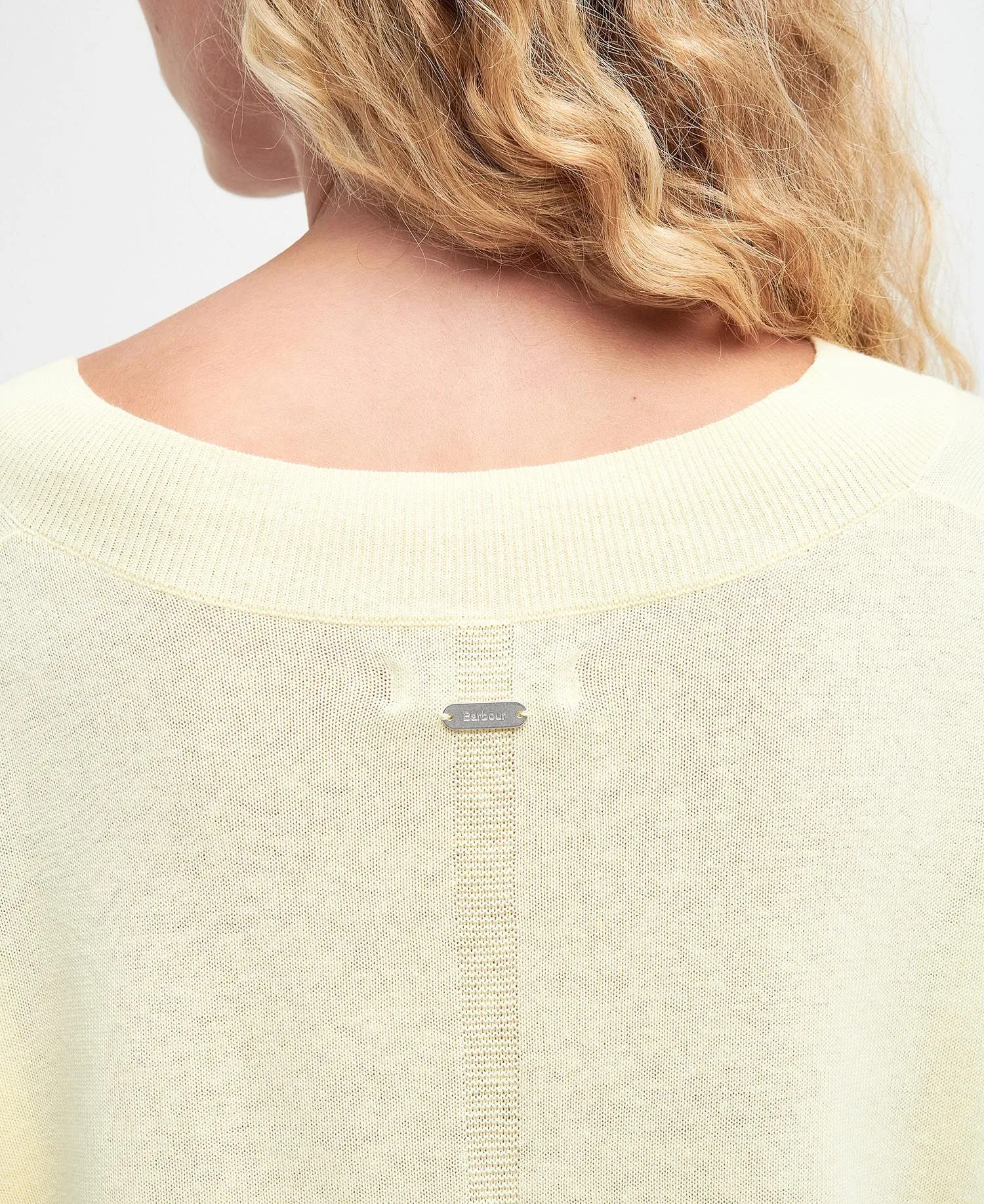 Barbour Women's Annie V-Neck Jumper - Lemon Souffle