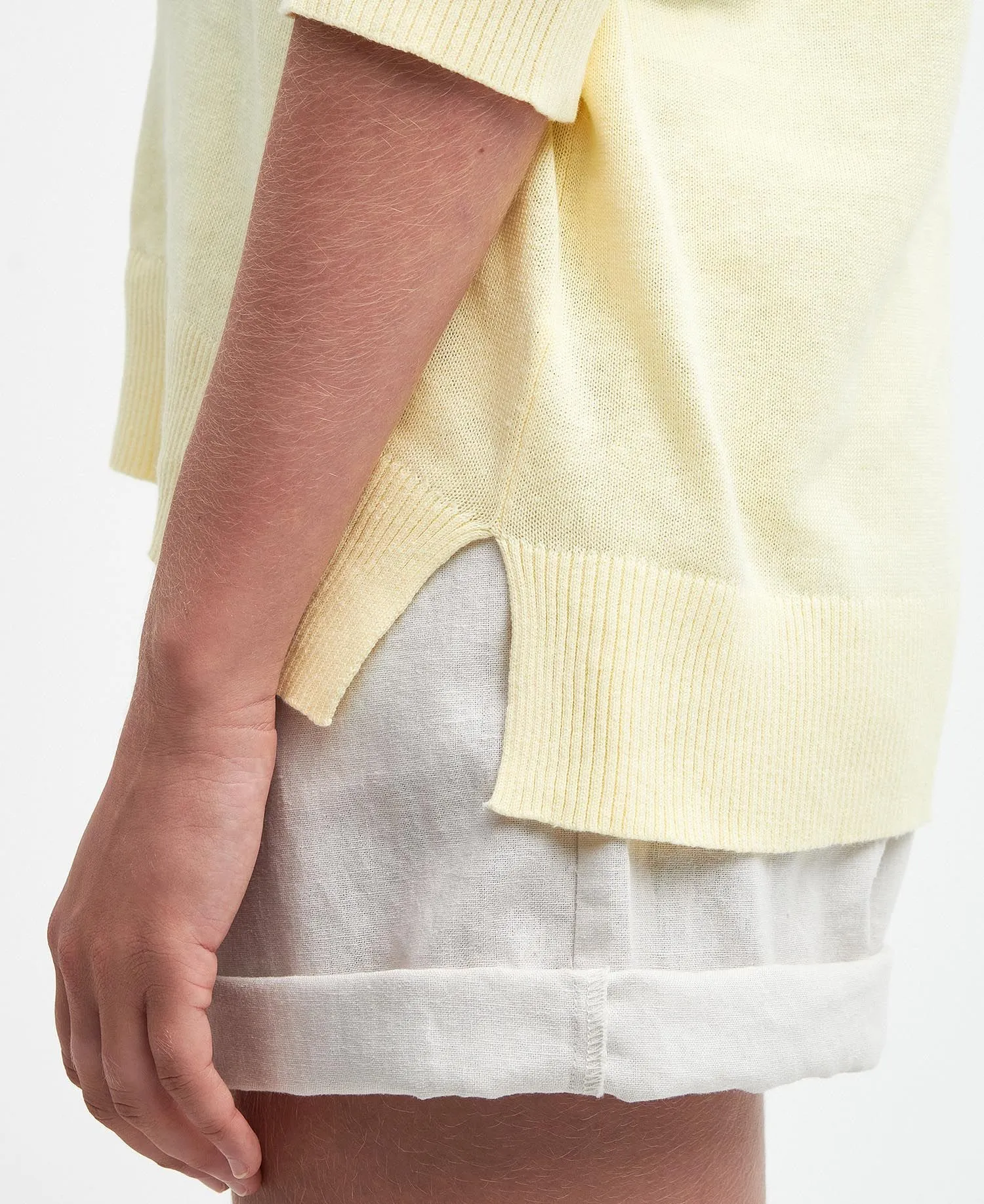 Barbour Women's Annie V-Neck Jumper - Lemon Souffle