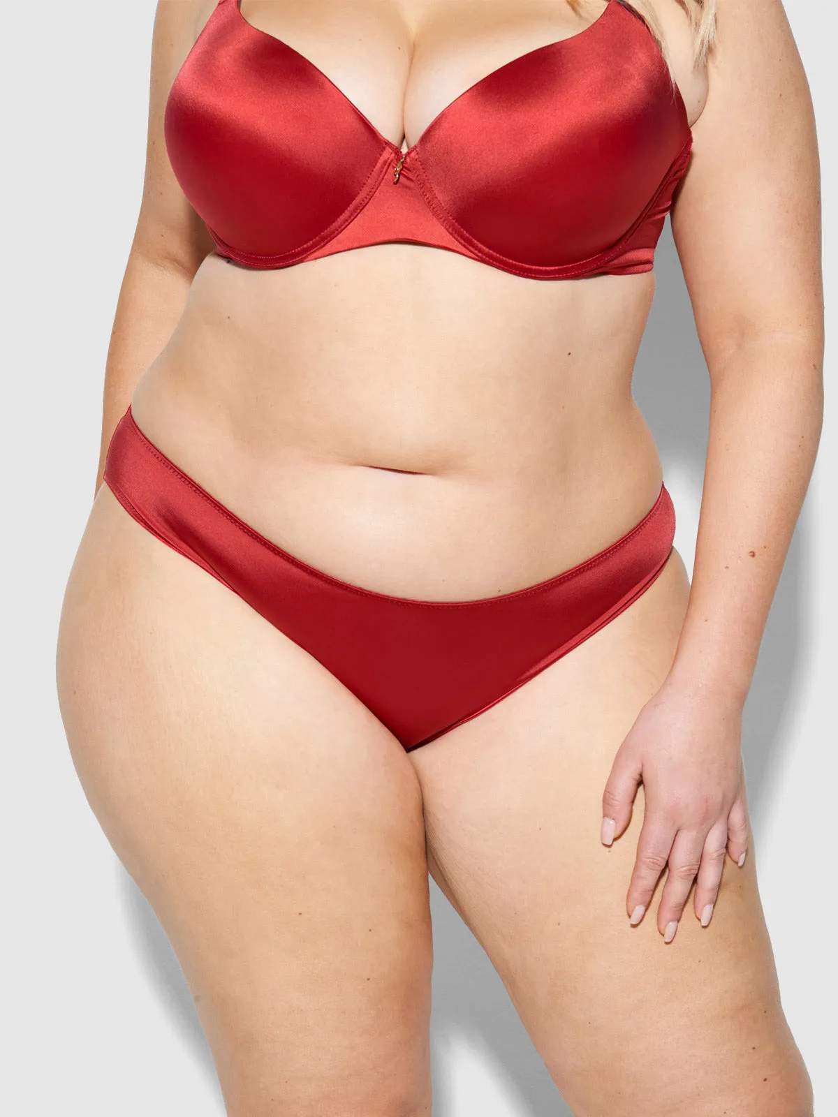 Lexi Push Up Plunge T-Shirt Bra by Frederick's of Hollywood